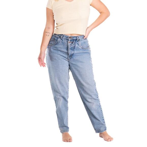 Vintage 90s Bonjour Light Wash Tapered Mom Jeans - Picture 2 of 10
